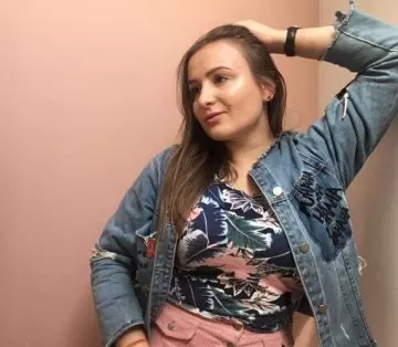 thebabetomeet image 0